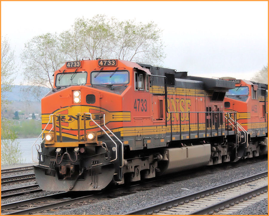 BNSF 4733 1